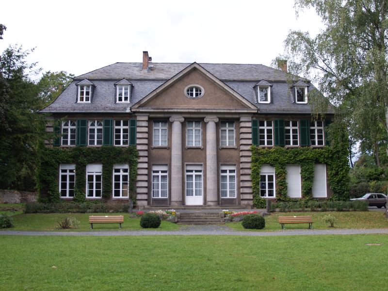 Villa Grn