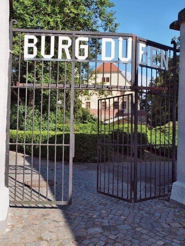 Burg Dben