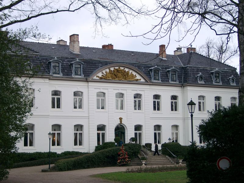 Schloss Weissenhaus