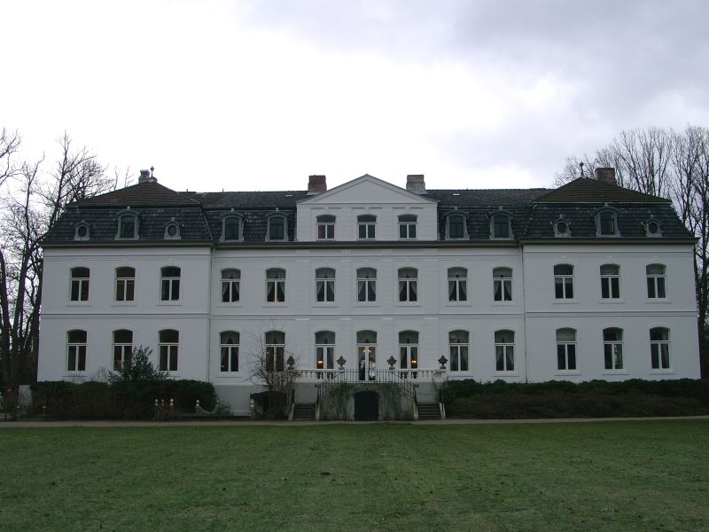 Schloss Weissenhaus